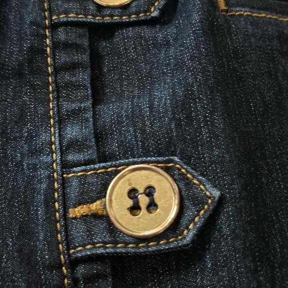 Bisou Bisou Jean Jacket - Picture 9 of 9